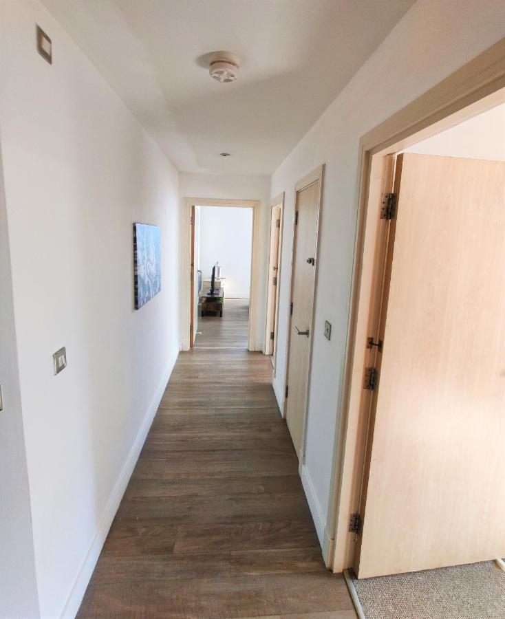 Birmingham Prime Location Stunning Apartment Floor-To-Ceiling Windows Eksteriør billede