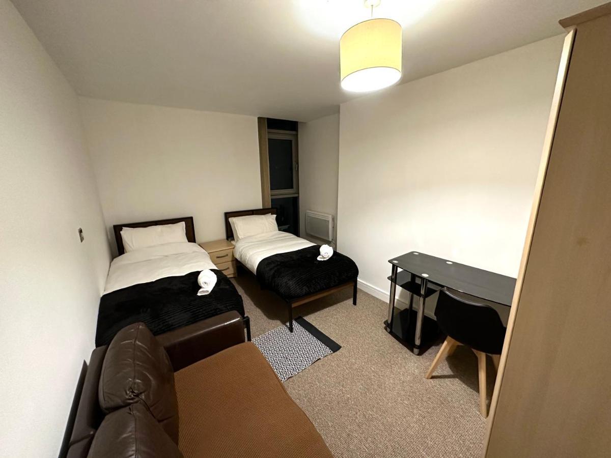 Birmingham Prime Location Stunning Apartment Floor-To-Ceiling Windows Eksteriør billede